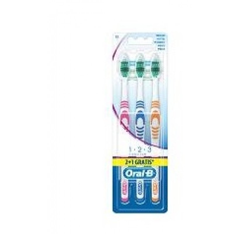 Oral-B Classic Care TriPack Setole Medie 3 Spazzolini